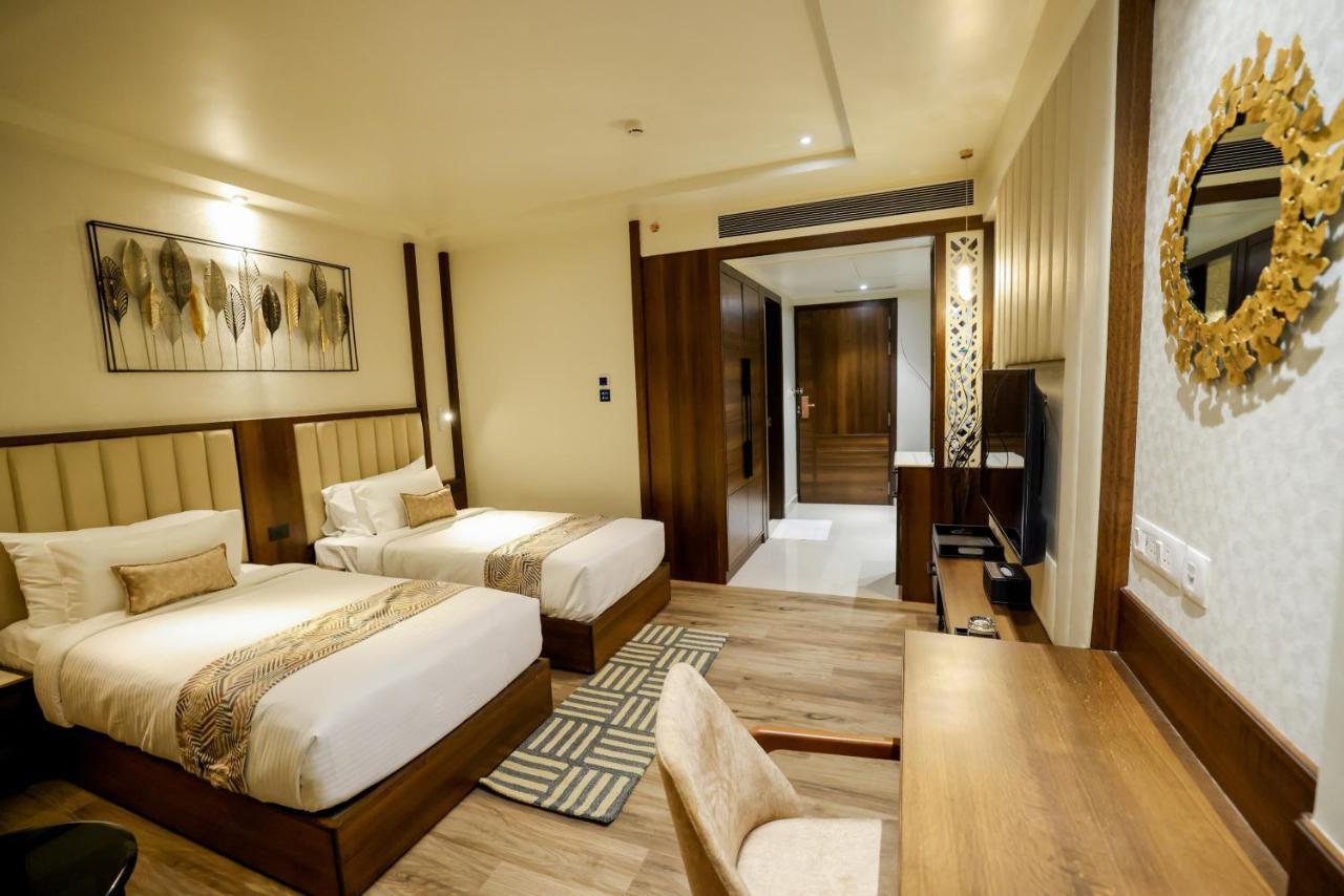 Aj Grand Hotel Mangaluru Zewnętrze zdjęcie