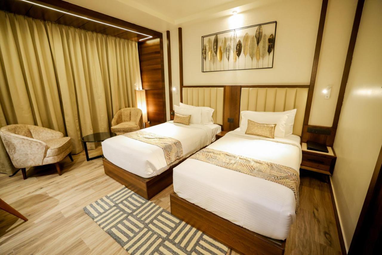 Aj Grand Hotel Mangaluru Zewnętrze zdjęcie